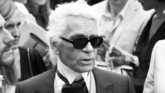 Bild: picture alliance Karl Lagerfeld im Jahr 2011 bei der Hochzeit von Fürst Albert von Monaco und Charlene Wittstock.