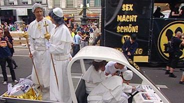 Papst-Persiflage auf dem Christopher Street Day in Berlin