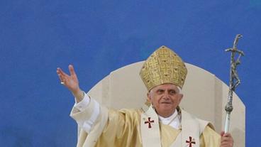 Bild: dpa Papst Benedikt XVI.