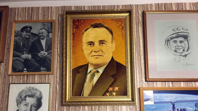 Bild: MDR/Martin Hübner Sergej Koroljow - Eine Art Über-Vater der sowjetischen Raumfahrt. Sein plötzlicher Tod 1966 war der Wendepunkt, das Ende der Triumphe. Viele meinen heute noch, mit ihm hätten die Sowjets auch den Wettlauf zum Mond gewinnen können.