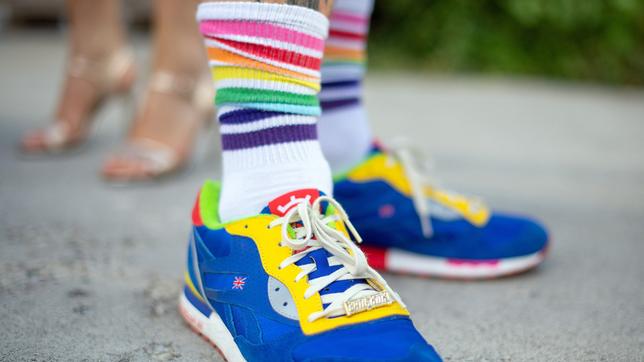Bild: WDR/dpa/Monika Skolimowska Sneaker