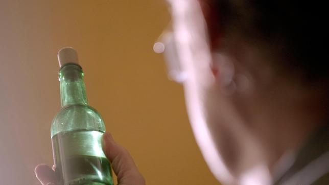 Spielte beim großen Weinskandal 1985 eine zentrale Rolle: Diethylenglykol. Es war aufgeflogen, dass mit dieser Substanz in den 1980er Jahren mehrere Millionen Liter Wein gepanscht wurden.