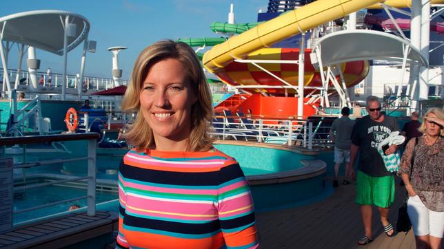 Bild: SR/Thomas Radler Susanne Gebhardt auf dem Pooldeck
