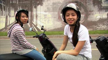 Bild: ARD Taiwan: Scooter-Lawine