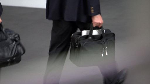 Ein geschiedener Mann mit Gepäck