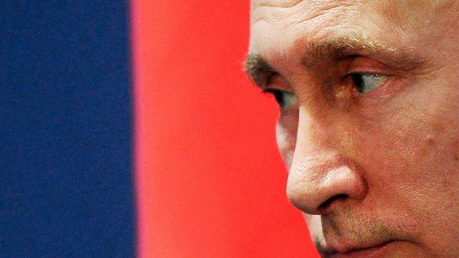 Bild: rbb/picture alliance/ZUMAPRESS/Mikhail Klimentyev Wladimir Putin (Foto) wird im Dezember 1999, vor 25 Jahren, zum Präsidenten. Seitdem ist er der starke Mann Russlands. Die Doku erzählt von den Stationen seiner Karriere, von seinem Weltbild. Das Psychogramm eines Mächtigen. Hier blicken nicht westliche Beobachter auf Putin, sondern Menschen aus Russland. Ein Blick aus der Distanz des Exils. Sie haben ihre Heimat verlassen, um Repressalien zu entgehen.