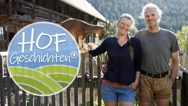 Im Bild: Martina und Holger Albrecht vom Windberghof im Schwarzwald.
