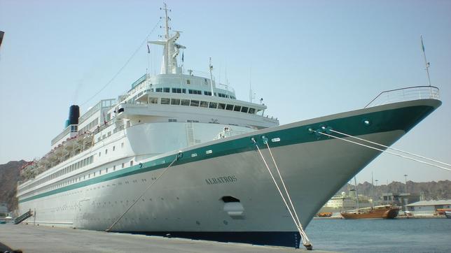 Die "MS Albatros" im Hafen.