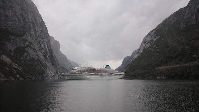 Die "Prinzessin" im Fjord von Lysebotn, Norwegen