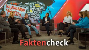 Bild: WDR/Max Kohr Die Gäste (v.l.n.r.): Christoph Butterwegge, Dorothea Siems, Klaus Seilwinder, Judith Rakers, Ortrud Wohlwend, Jaqueline Kessler