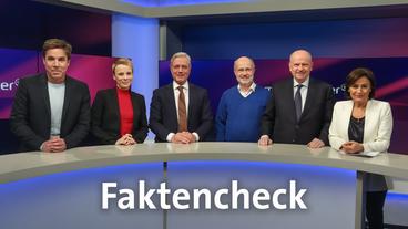 Bild: WDR/Oliver Ziebe Die Gäste (v.l.n.r.): Markus Feldenkirchen, Hannah Bethke, Norbert Röttgen, Harald Lesch, Martin Richenhagen