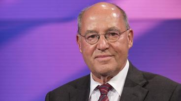 Bild: WDR/Oliver Ziebe Gregor Gysi