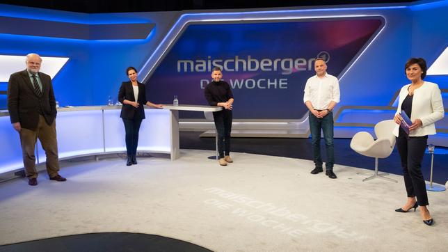 Zu Gast bei Moderatorin Sandra Maischberger: v.l.n.r. Manfred Lütz, Dagmar Rosenfeld, Micky Beisenherz und Dirk Neubauer.
