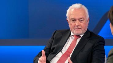 Bild: WDR/Max Kohr Moderatorin Sandra Maischberger im Gespräch mit Wolfgang Kubicki, FDP (Bundestagsvizepräsident).