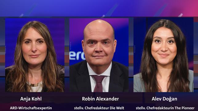Bild: Alle WDR/Oliver Ziebe Anja Kohl, Robin Alexander und Alev Doğan (v.l.n.r.)