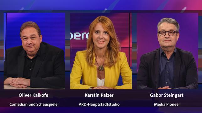 Bild: Alle WDR/Oliver Ziebe Oliver Kalkofe, Kerstin Palzer und Gabor Steingart (v.l.n.r.)