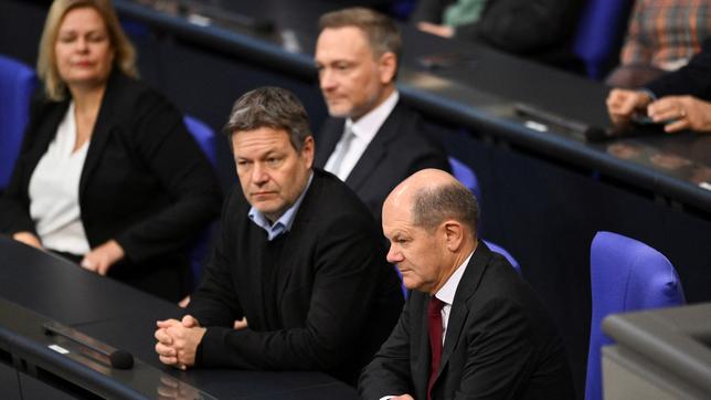 Nancy Faeser, Christian Lindner, Robert Habeck und Olaf Scholz