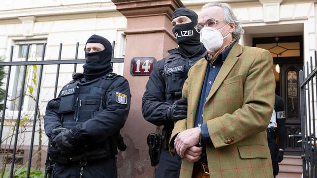 Razzia bei den Reichsbürgern – Wie gefährdet ist die Demokratie?