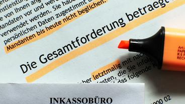 Bild: dpa/Jens Büttner Abmahnung