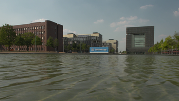 Bild: Das Erste Bei Thyssenkrupp herrscht Unruhe. Ausländische Investoren planen Umstrukurierungen.