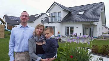 Bild: Das Erste Familie Schmidt hat ein Haus gebaut