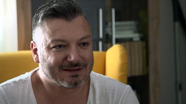 Bild: ARD Marco Todte ist Lufthansa-Purser und ein Sprecher der Flugbegleiter-Gewerkschaft Ufo.