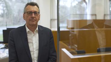 Bild: ARD Professor Jan Pieter Krahnen ist Kapitalmarkt-Experte.