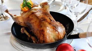 Bild: picture alliance/dpa/ Tobias Hase Weihnachtsbraten