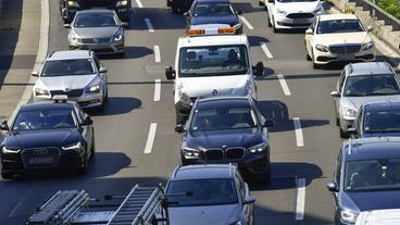 Bild: Imago Images/Schöning Autos auf der Autobahn