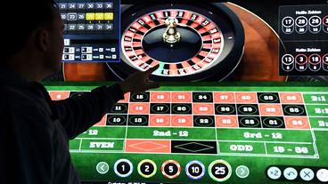 Bild: picture alliance / dpa/Carsten Rehder Glücksspiel im Internet: Online-Roulette