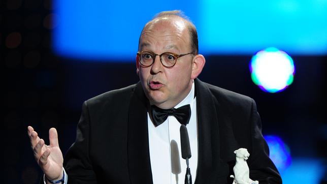 Bild: dpa/Marc Müller Denis Scheck für ARD-Produktionen mit dem Bayerischen Fernsehpreis ausgezeichnet