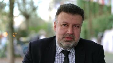 Bild: MDR/ttt Akham Suliman, ehemaliger Büro-Leiter des katarischen Nachrichtensenders Al-Jazeera in Berlin