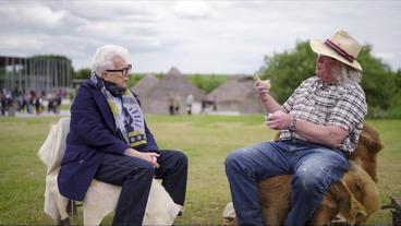 Ken Follett im Gespräch mit dem Archäologen Phil Harding, der auch sein Berater ist.