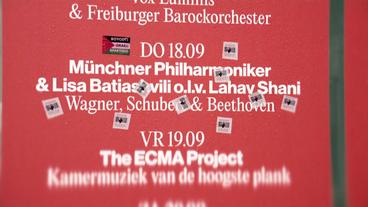 Am 18. September sollte Lahav Shani bei einem Festival in Gent auftreten, er wurde wieder ausgeladen, die Organisatoren argumentierten, ihnen fehle "die nötige Klarheit über seine Haltung dem genozidalen Regime in Tel Aviv gegenüber".