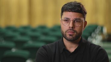 Bild: BR Ein Mann gibt ein TV-Interview