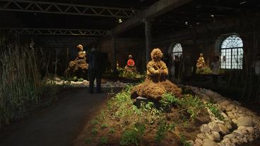 Bild: BR Eine Kunsinstallation mit Figuren aus Pflanzen