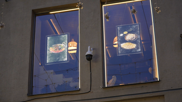 Fenster eines Moskauer Restaurants