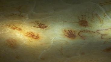 Bild: BR Handabdrücke in einer Höhle
