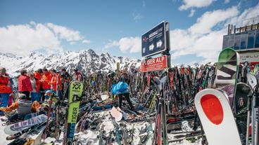 Bild: Lois Hechenblaikner Skier soweit das Auge reicht