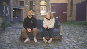 Bild: BR Ein junger Mann und eine junge Frau geben ein Fernsehinterview