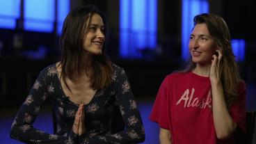 Bild: Das Erste Theresa Wayman und Emily Kokal