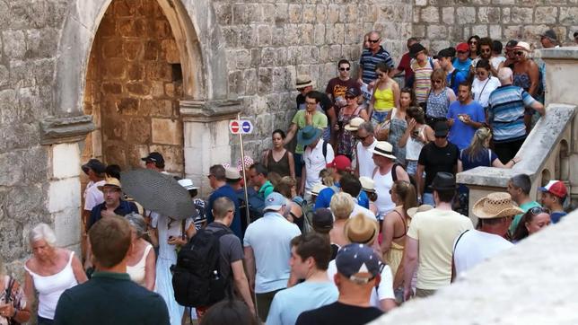 Bild: Das Erste Kreuzfahrttourismus in Dubrovnik