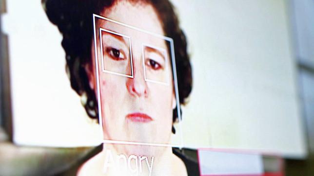 Bild: NDR Gesichtsvermessung am Computer