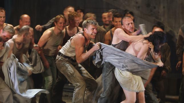 Bild: BR Szene aus "Lady Macbeth"