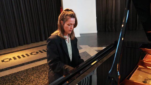 Die Musikerin Charlotte Brandi