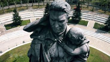 Das Ehrenmal im Treptower Park erinnert an die 27 Millionen Toten auf Seiten der Sowjetunion.