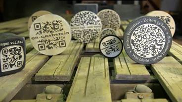 Bild: SWR QR-Codes für Grabsteine