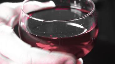 Glas mit Rotwein