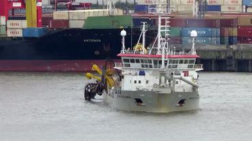 Bild: NDR Baggerschiff