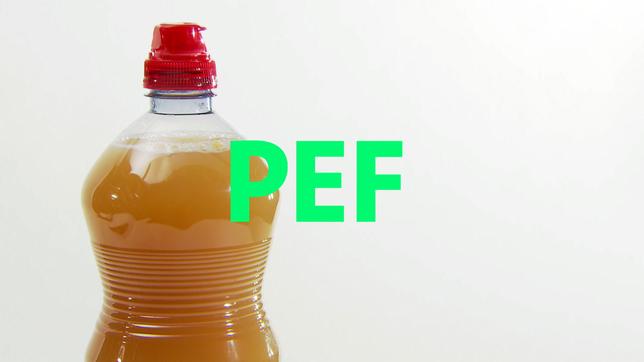 Flasche mit der Aufschrift PEF